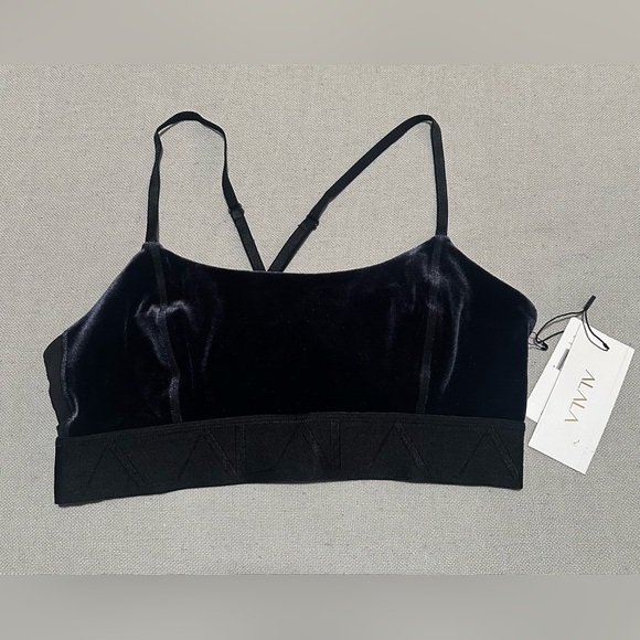 ALALA Velvet Sports Bra New - Picture 4 of 12